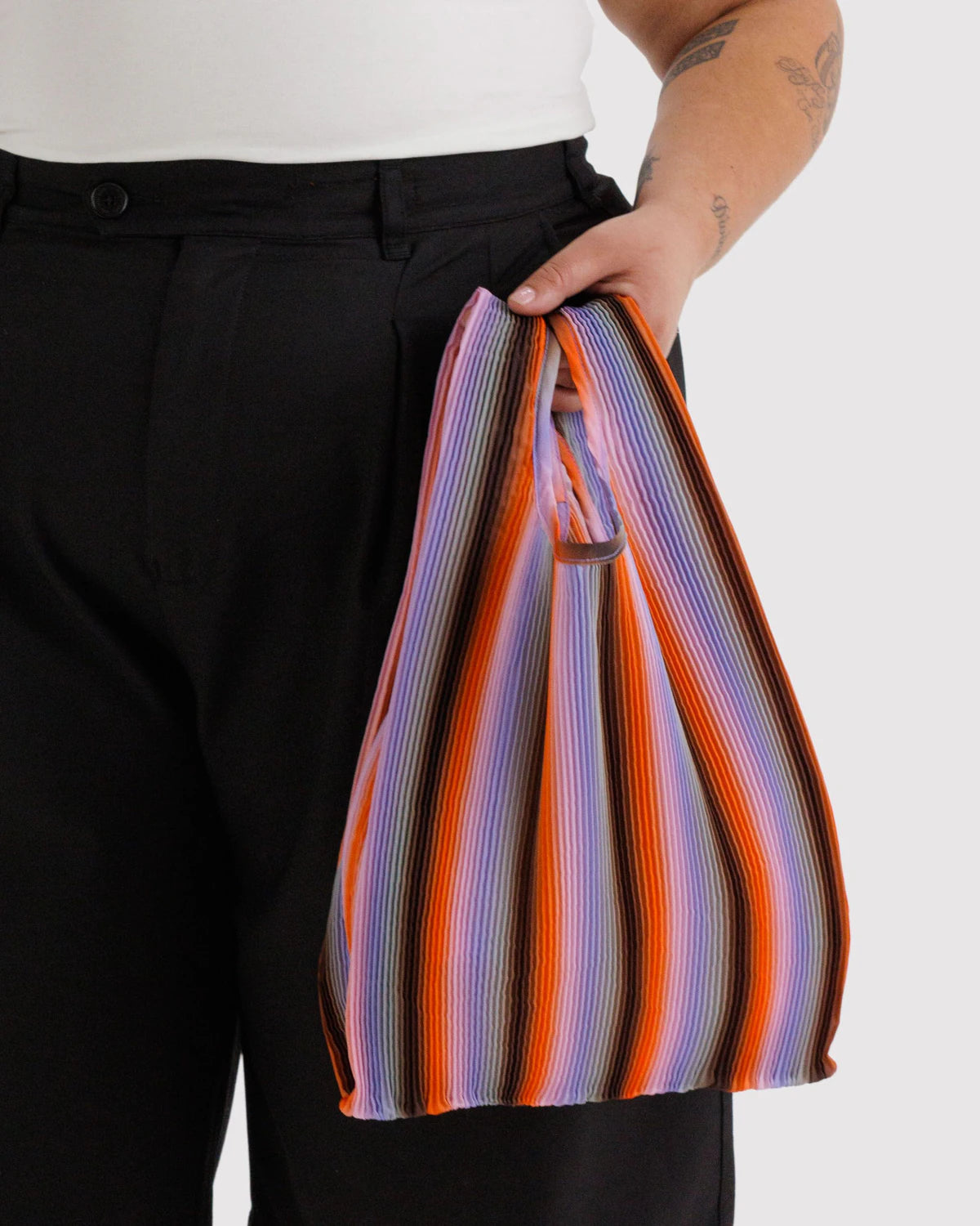 Pleated Baggu - Gradient Stripe Poppy + Lilac