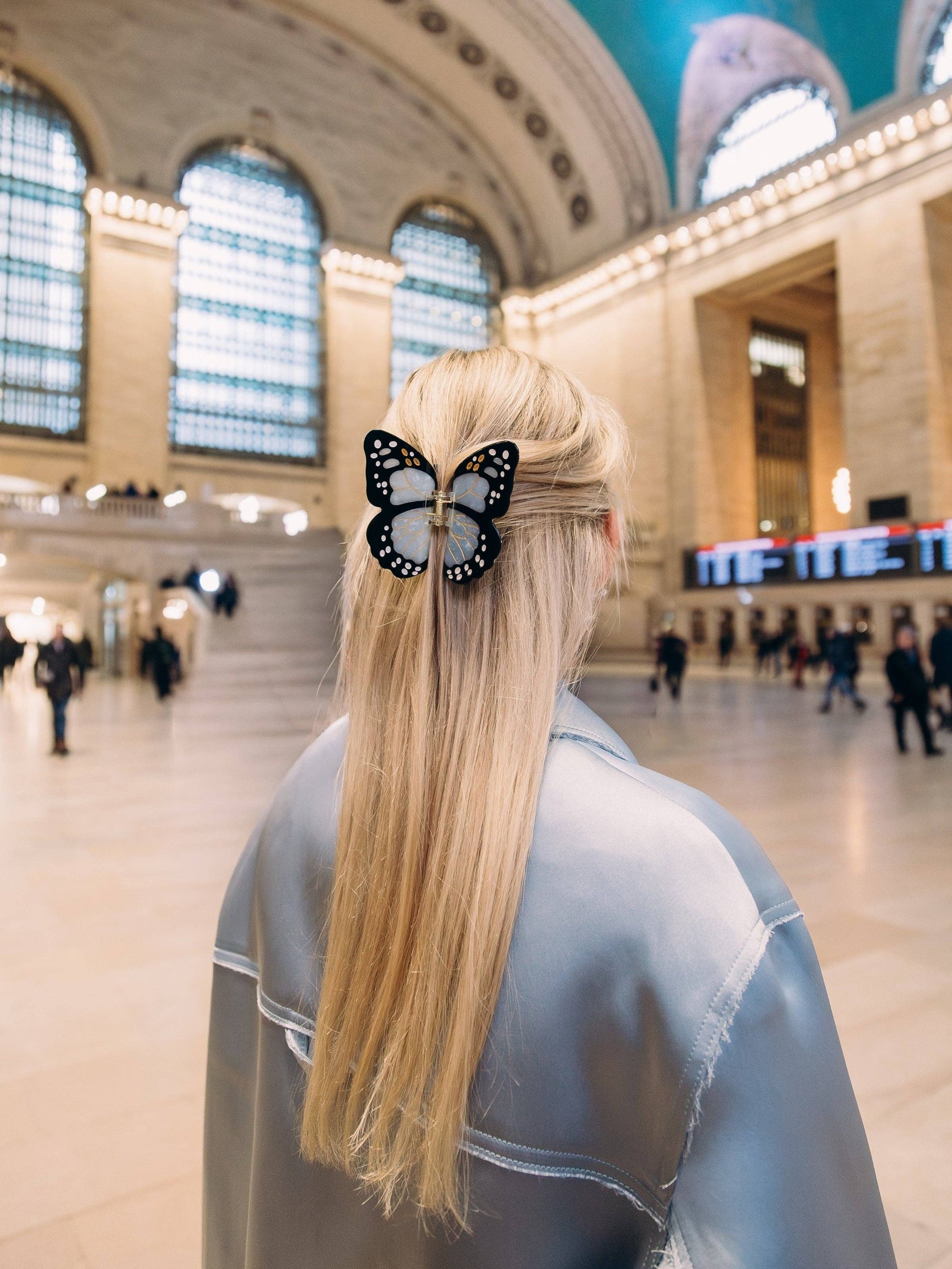 Monarch Butterfly Hair Clip - Baby Blue