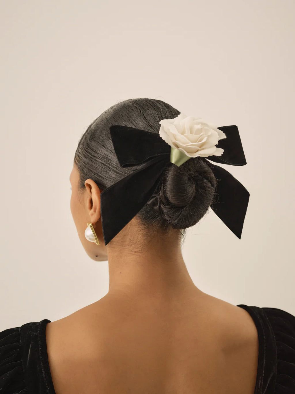 Mindy Rose Velvet Ribbon Bow