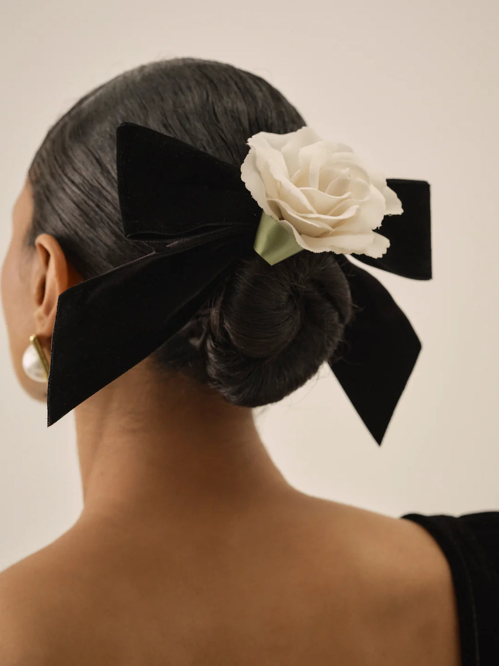 Mindy Rose Velvet Ribbon Bow