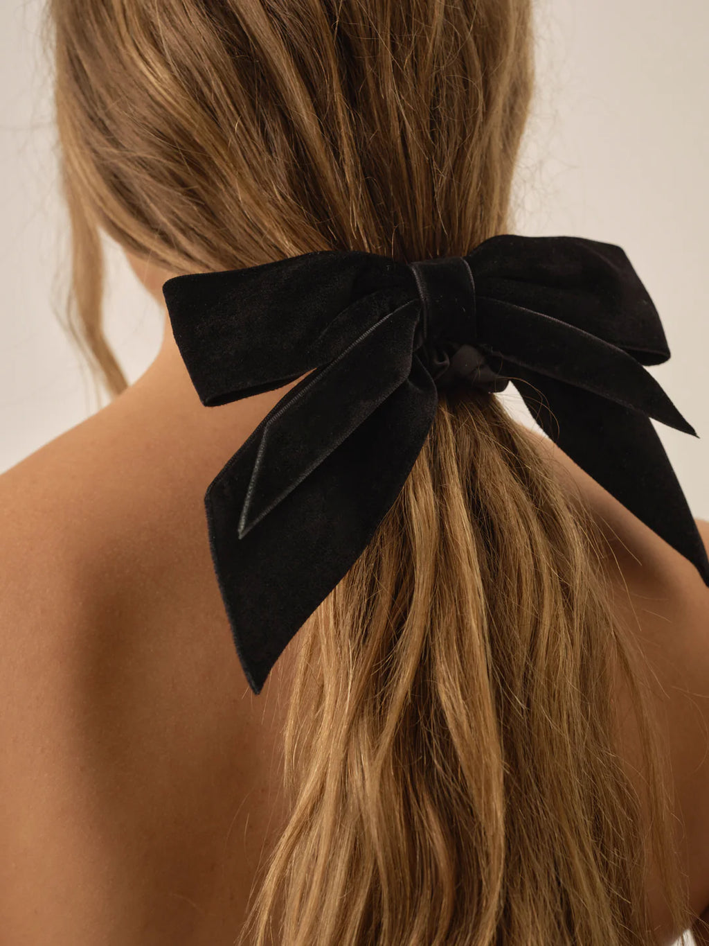 Clara Velvet Ribbon Bow - Black