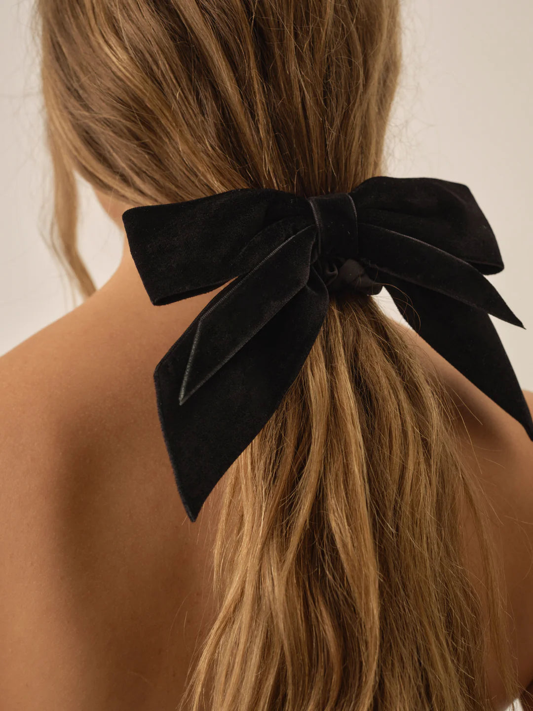 Clara Velvet Ribbon Bow - Black