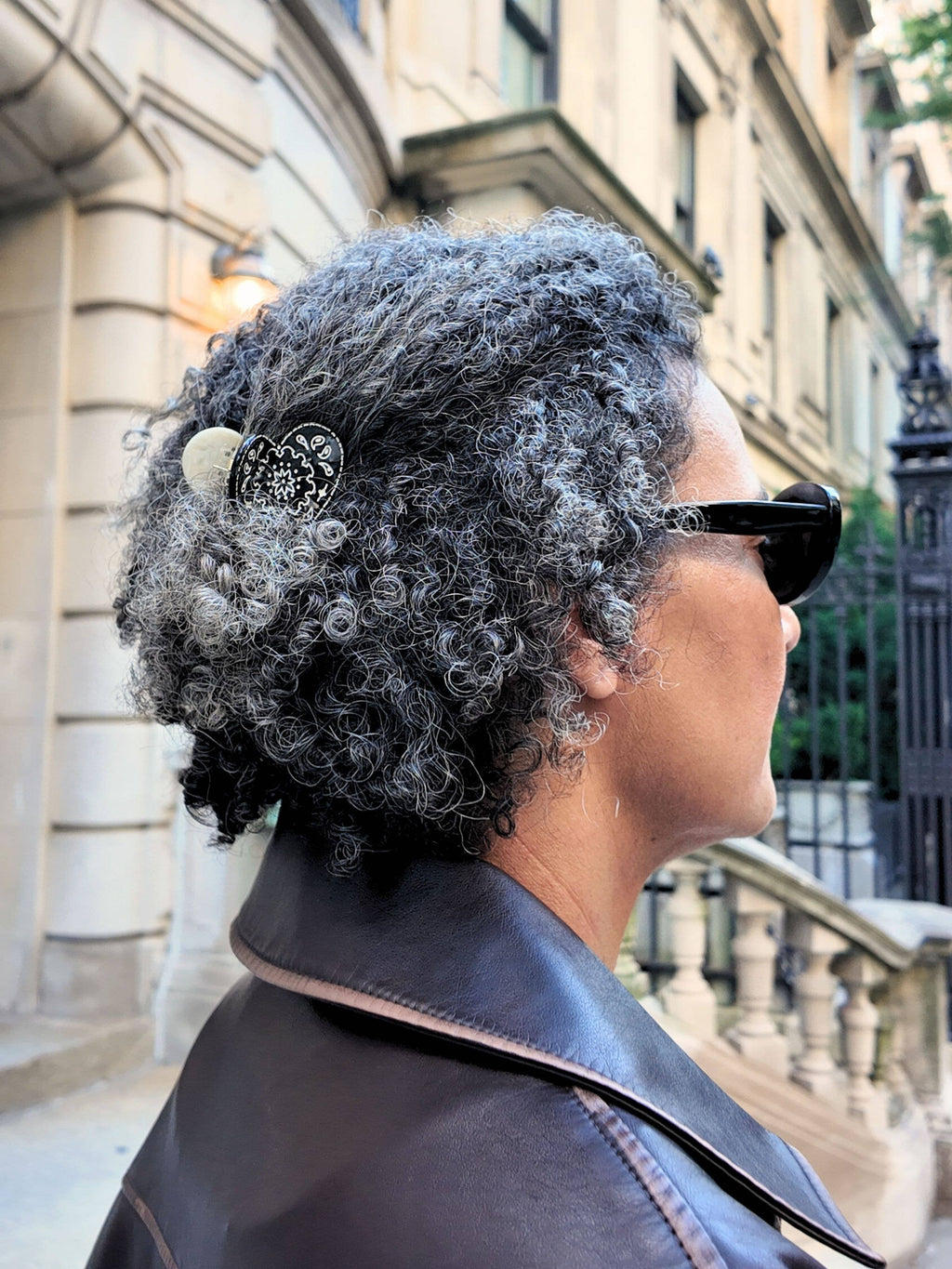 Hand-painted Mini Paisley Heart Claw Hair Clip