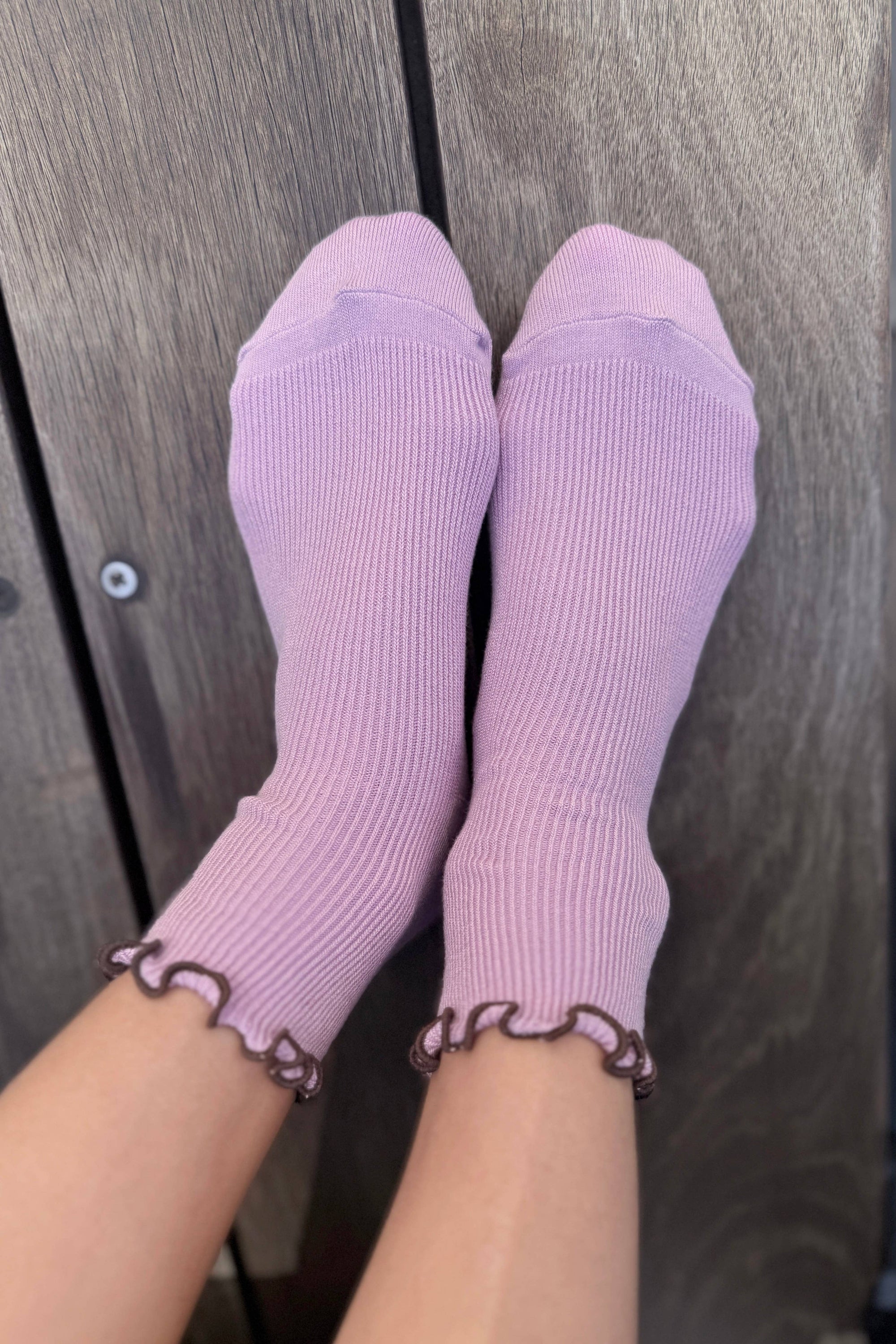 The Petite Ruffled Modal Socks - Lilac