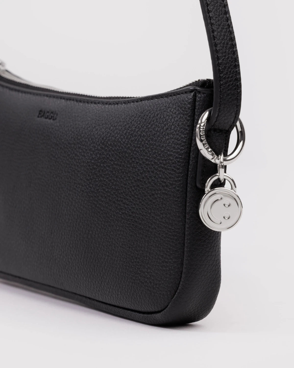Recycled Leather Pouchette - Black
