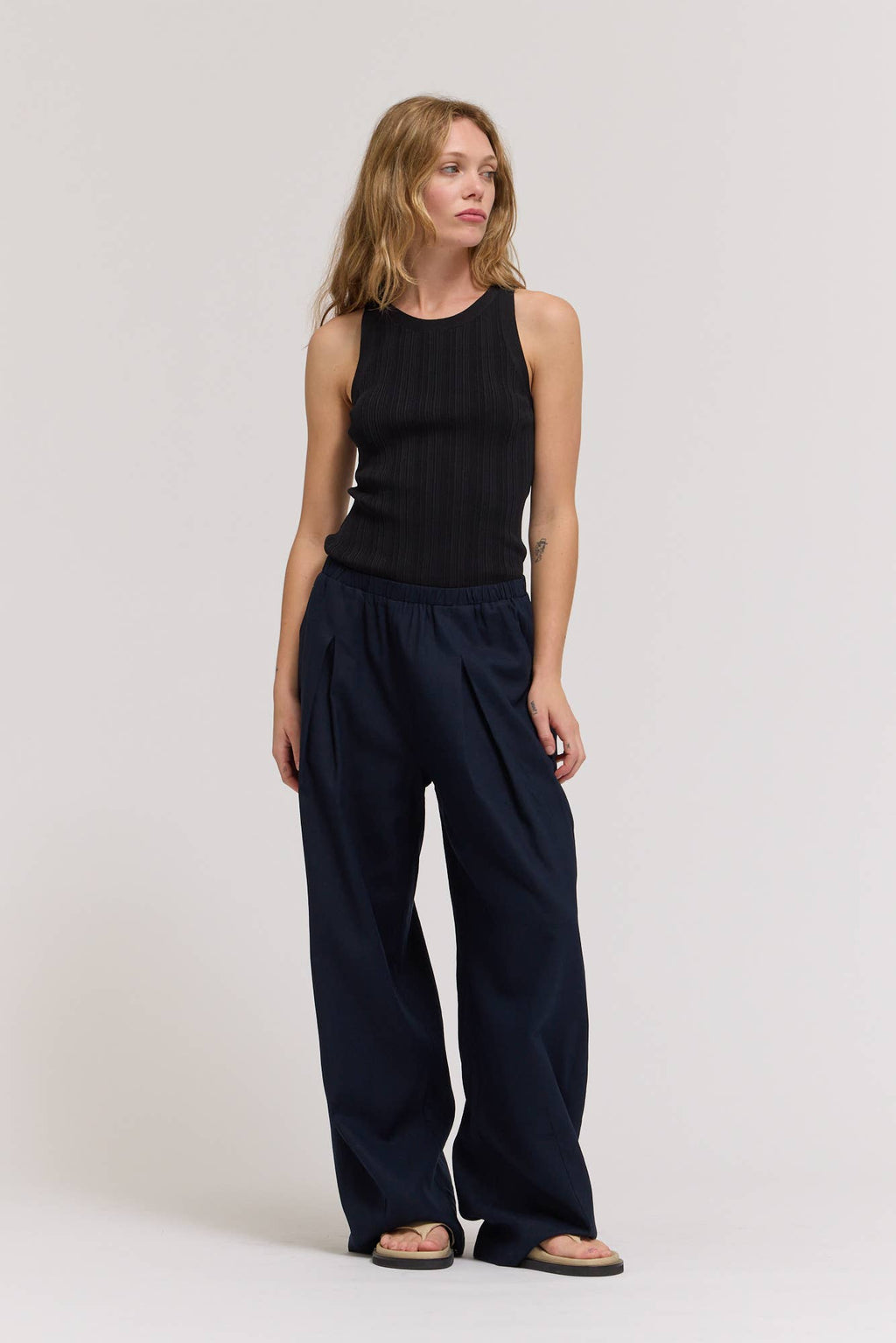 Linen Tuck Pants - Ink