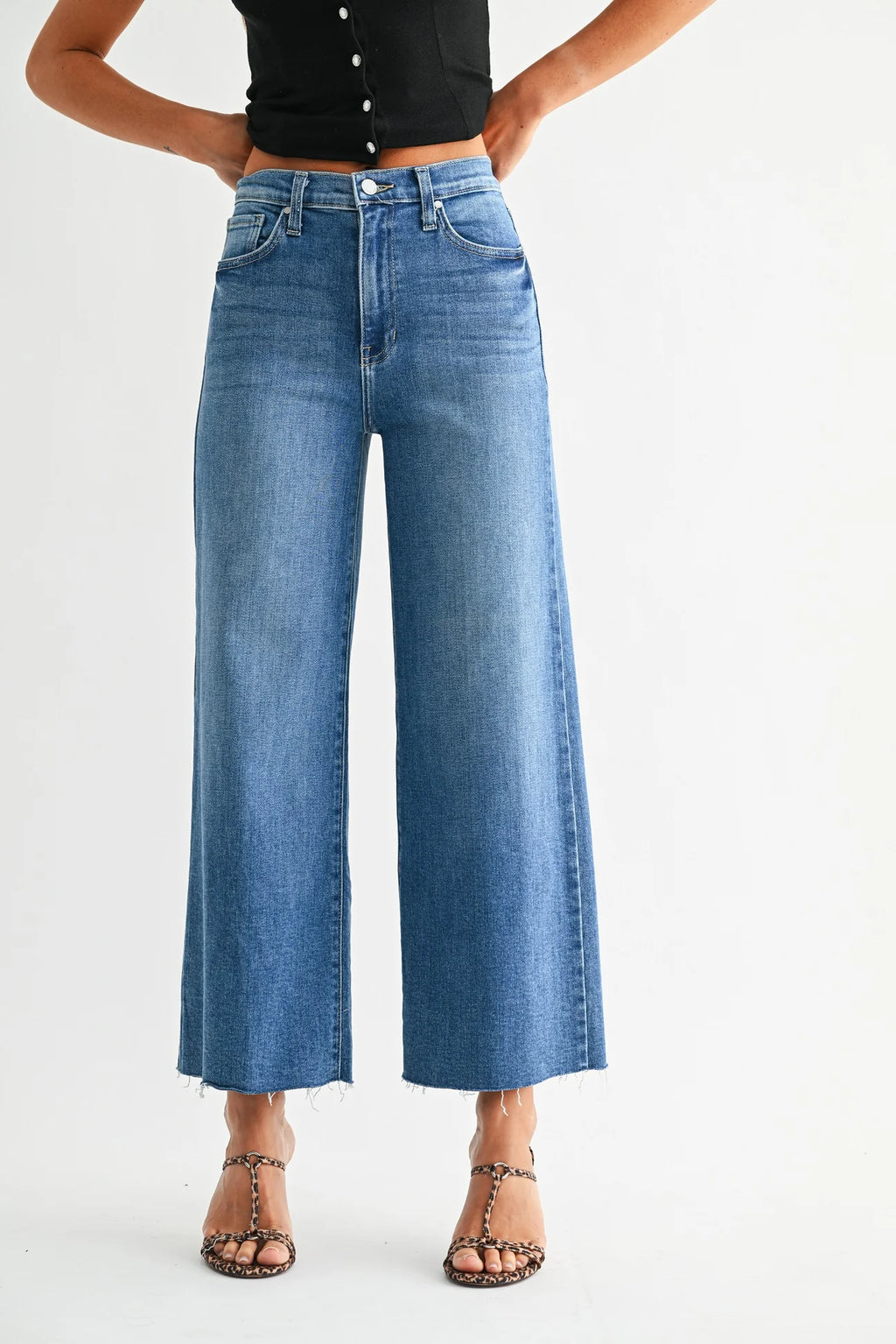 Scissor Cut Wide Leg - Medium Denim
