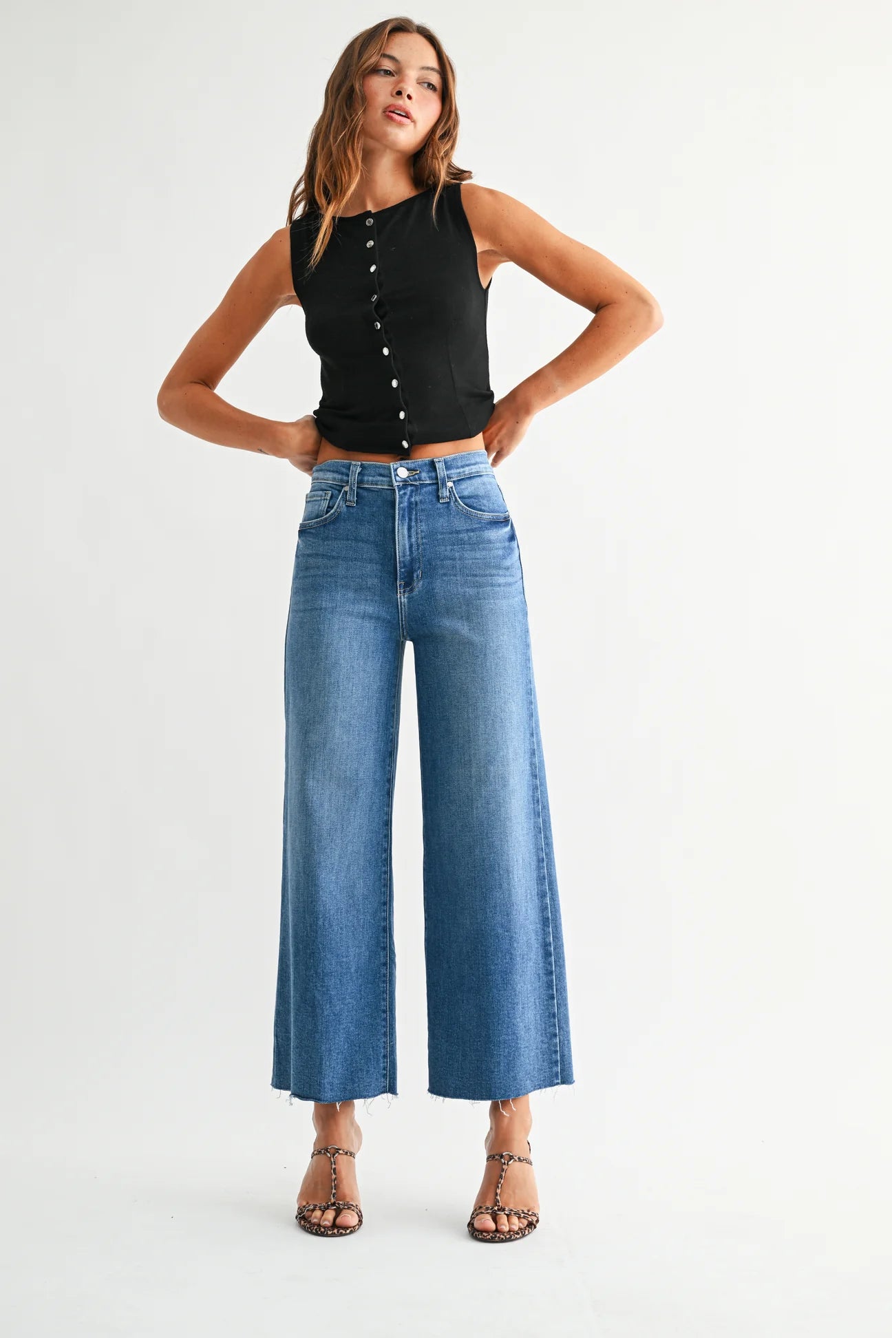 Scissor Cut Wide Leg - Medium Denim