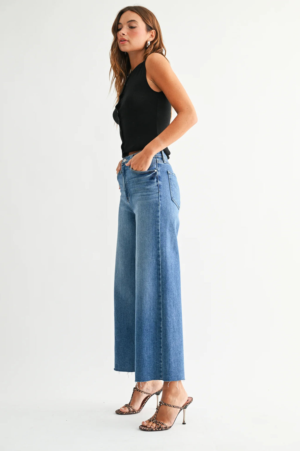 Scissor Cut Wide Leg - Medium Denim
