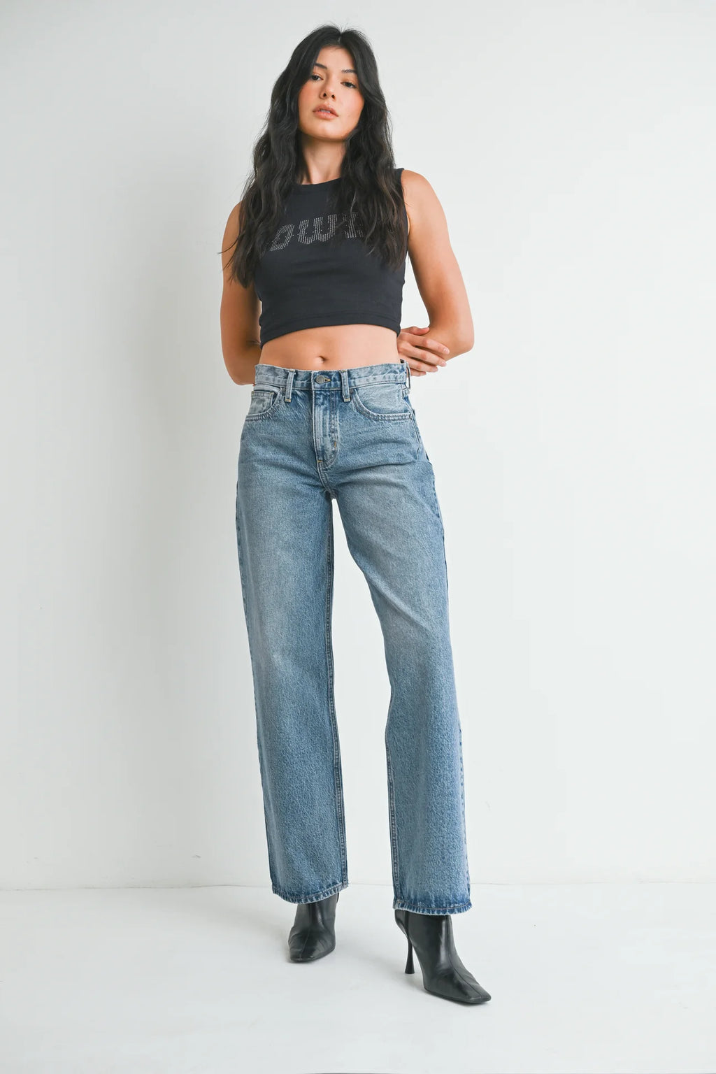 Low Rise Relaxed Straight Jeans - Med Denim