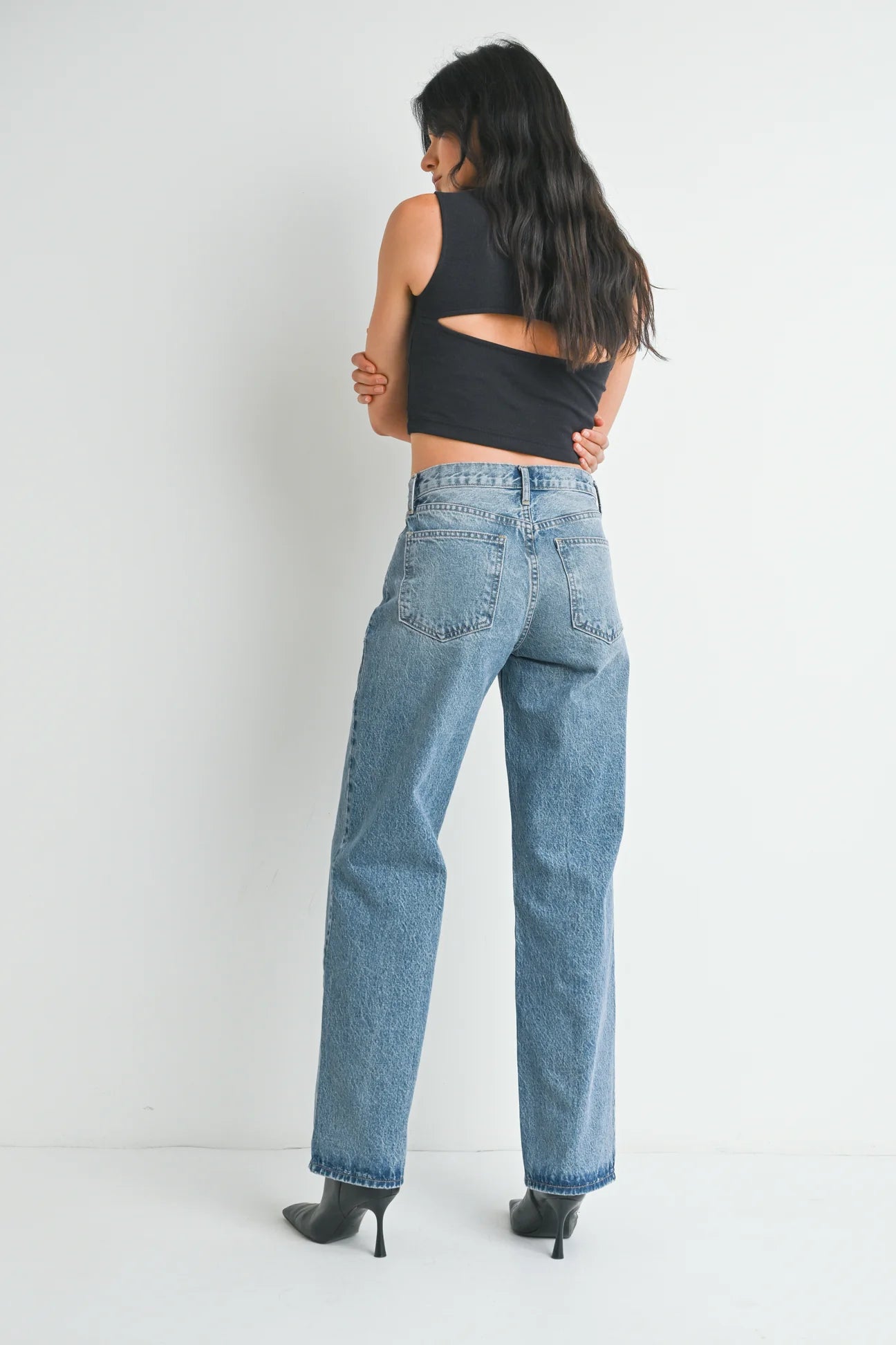 Low Rise Relaxed Straight Jeans - Med Denim