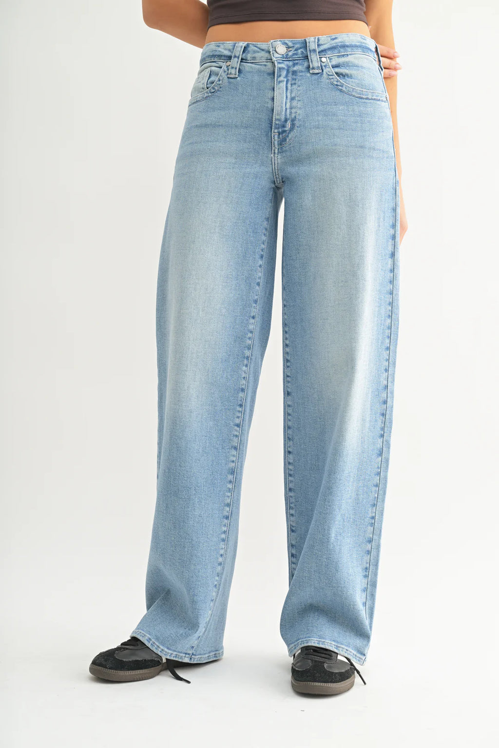 Low Slung Vintage Straight Jeans