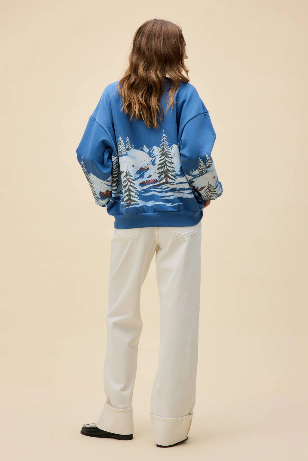 Alpine Ski Scene Oversized Crew Sweatshirt