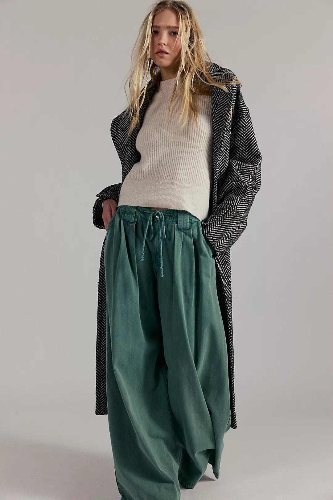 Even After Pullover - Almond Milk